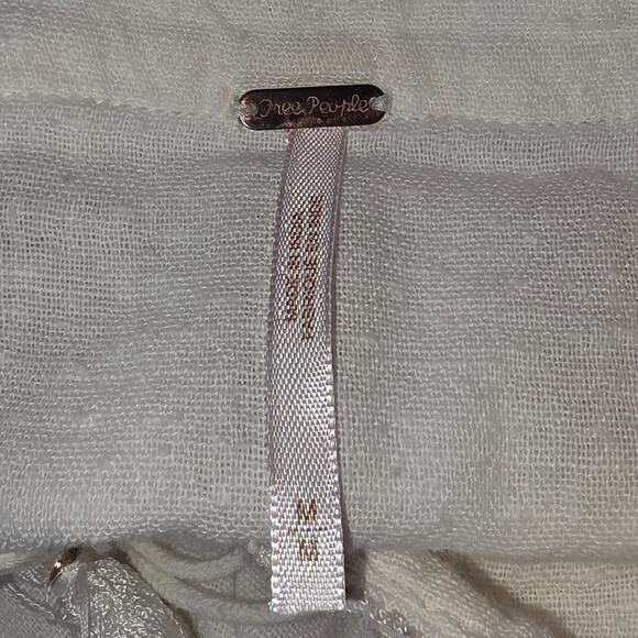 Free People The Wild Life Embroidered Top Medium Ivory Boho Chic Neutral - Picture 8 of 9